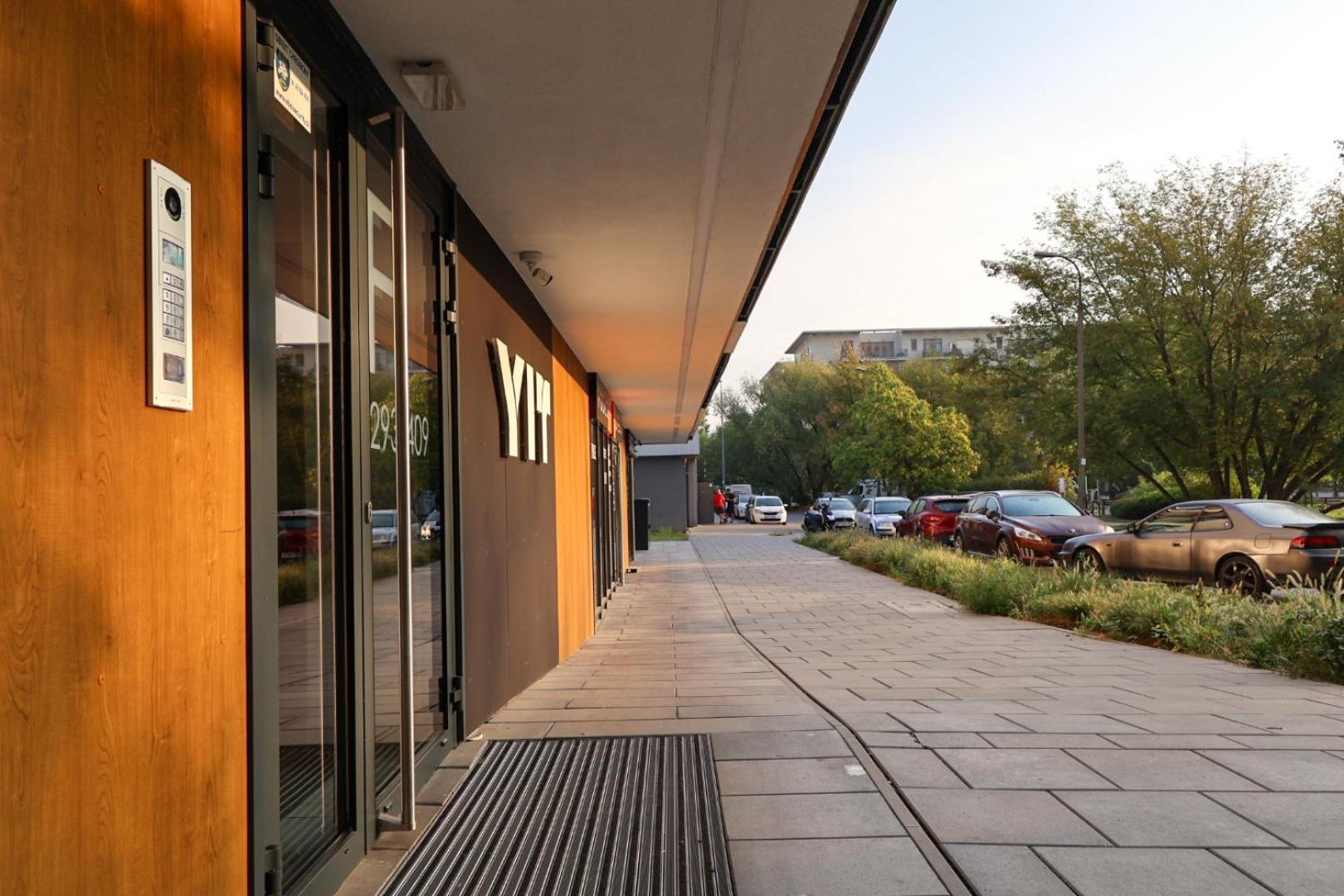 Premium Studio Klobucka Airport Varsovia Exterior foto